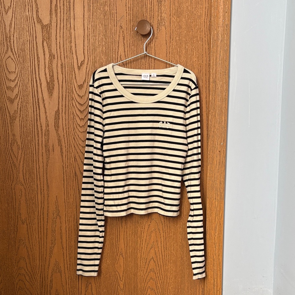 GAP Black and White Striped Long Sleeve Shirt